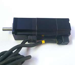 专业维修安川伺服电机SGMAV-01A3ABC