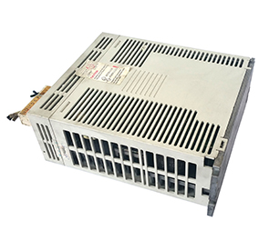 二手三菱驱动器  MR-E-100A-KH003