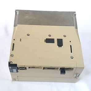 安川伺服报警A.520振动报警是怎么回事？