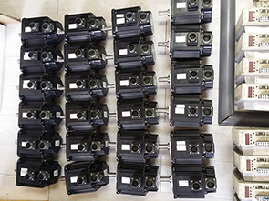 安川驱动报警A.C21是怎么回事啊？