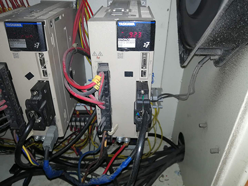 安川伺服电机驱动器维修